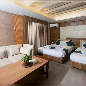 Maya Boutique Hotel ホテル